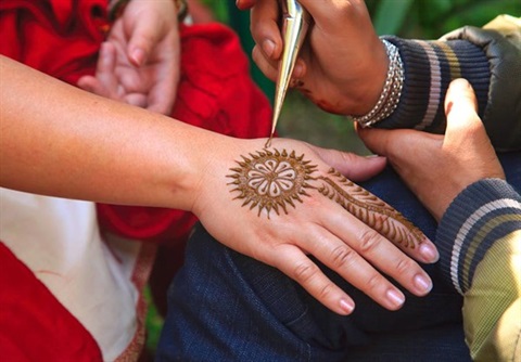 Henna art
