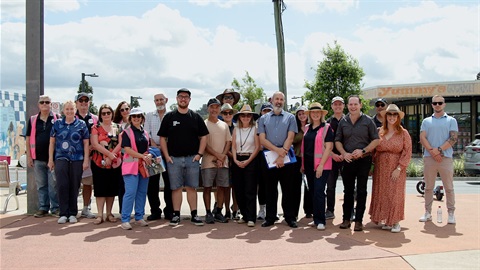Mayor-Jon-Raven-Cr-Teresa-Lane-and-about-20-Logan-community-members-today-embarked-on-a-walkshop-of-Woodridge-with-Queensland-Walks.jpg