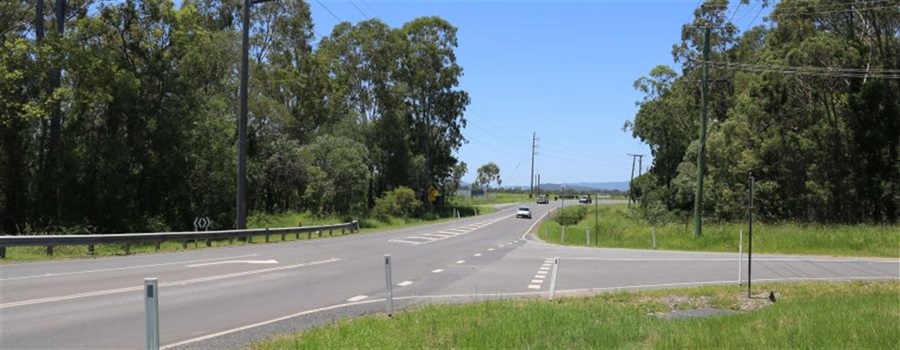 Chambers Flat Road and Holloway intersection