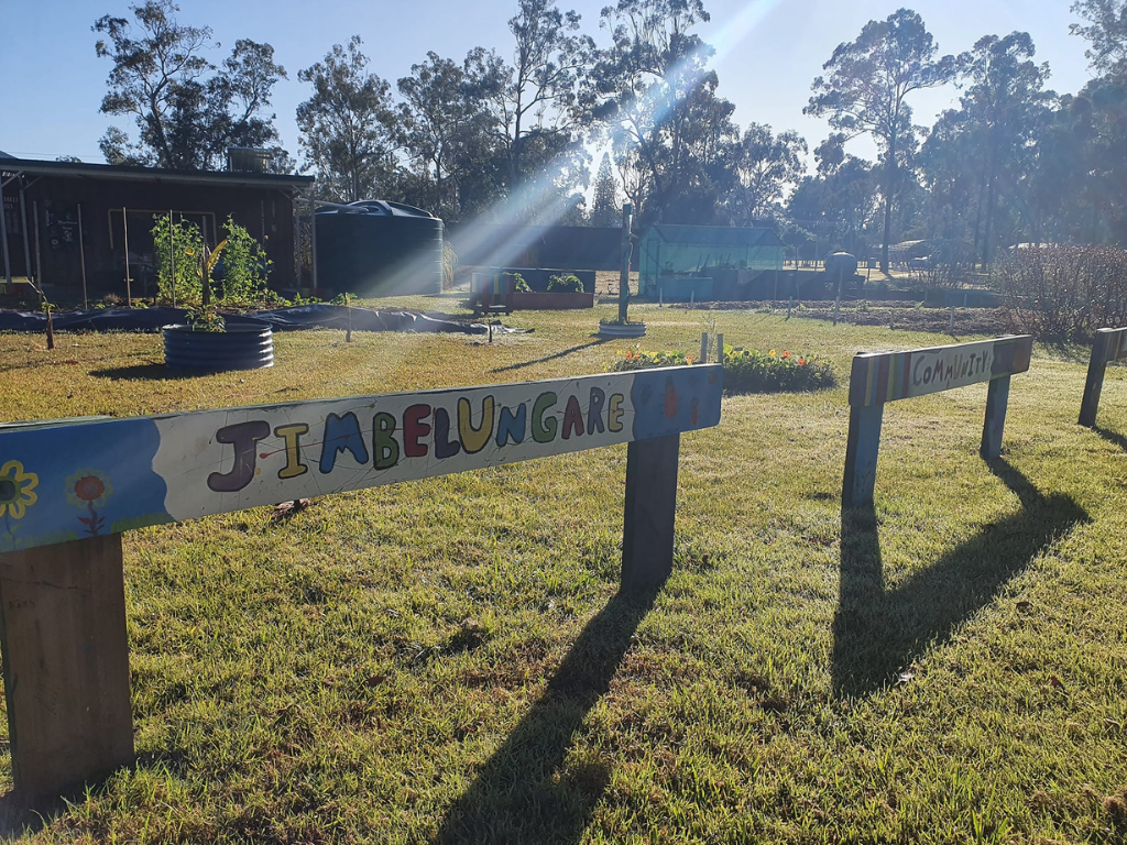 Jimbelungare Community Garden signs