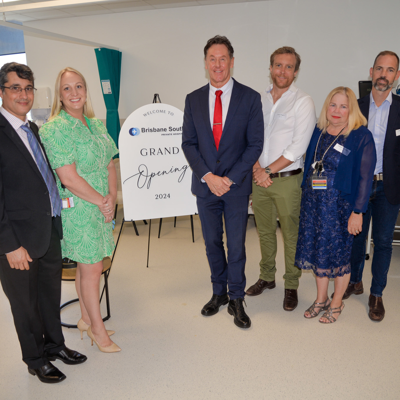 Mayor Darren Power (centre) with (from left) BSPH Director Behruz Jamshidi, CEO Alyce Garrett, Rogers Corp Managing Director Simon Rogers, BSPH Consultant Elizabeth Rankin and Armada Built Director Ben Cummins.