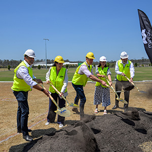 Mayor Power with (from left) Mirvac GM Residential Queensland Warwick Bible, Cr Willcocks, Head of AFL Queensland Trisha Squires and Mirvac Residential Queensland Project Director Mark Clancy at the Everleigh Sports Park Clubhouse sod turning.