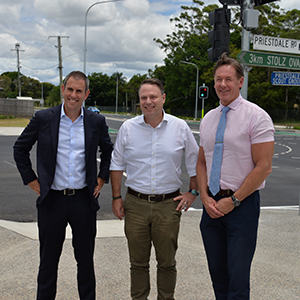 City of Logan Mayor Darren Power, right, with Treasurer Jim Chalmers and Brisbane Lord Mayor Adrian Schrinner.